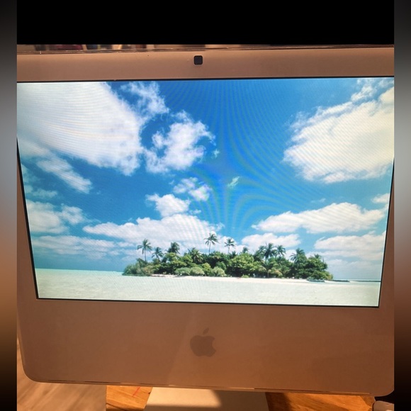 APPLE A1173, 17" iMac C2D @ 1.8GHz, 1GB RAM, No HDD. "B" - Picture 5 of 6